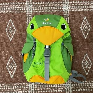 Deuter Kid’s hiking travel school backpack